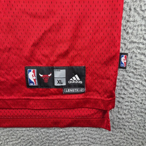 Vintage Adidas Chicago Bulls Ben Wallace #3 Jersey Men XL L + 2 Red Stitched NBA - Picture 4 of 10